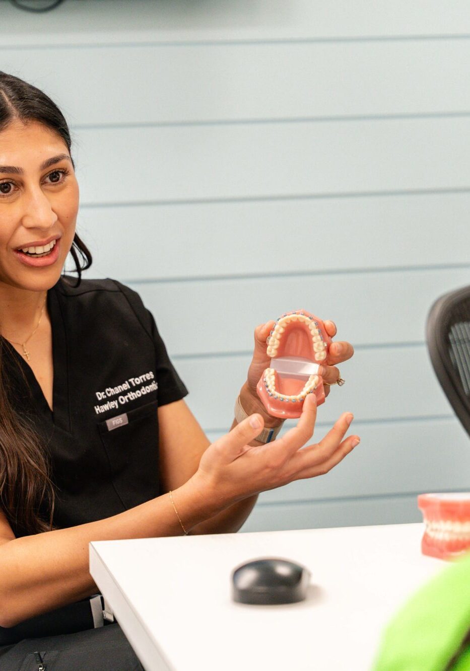 hawley-ortho-patient-int-04379